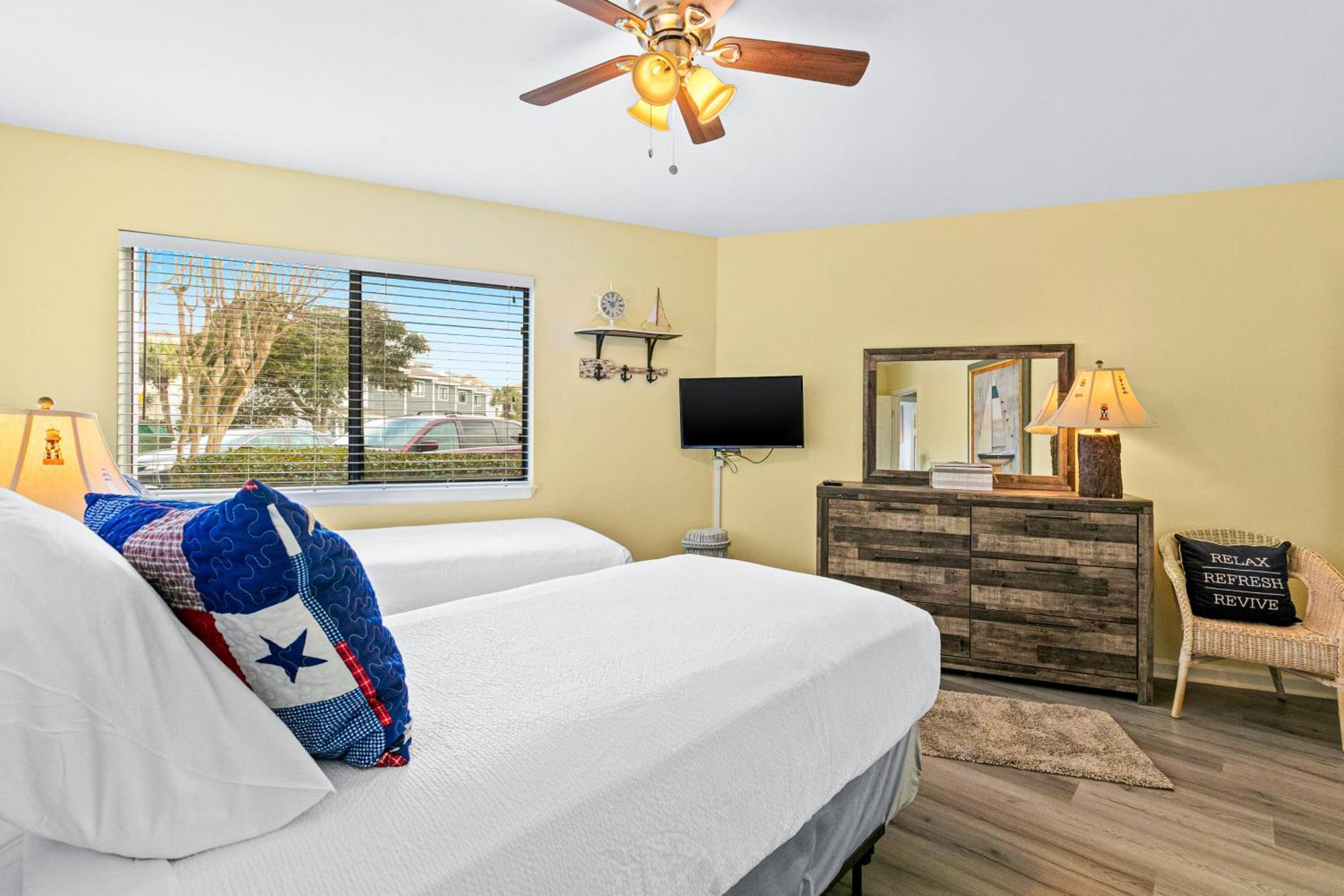 Crystal Village Destin Room photo